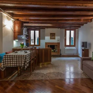  Appartamento Calle Del Forno Italia